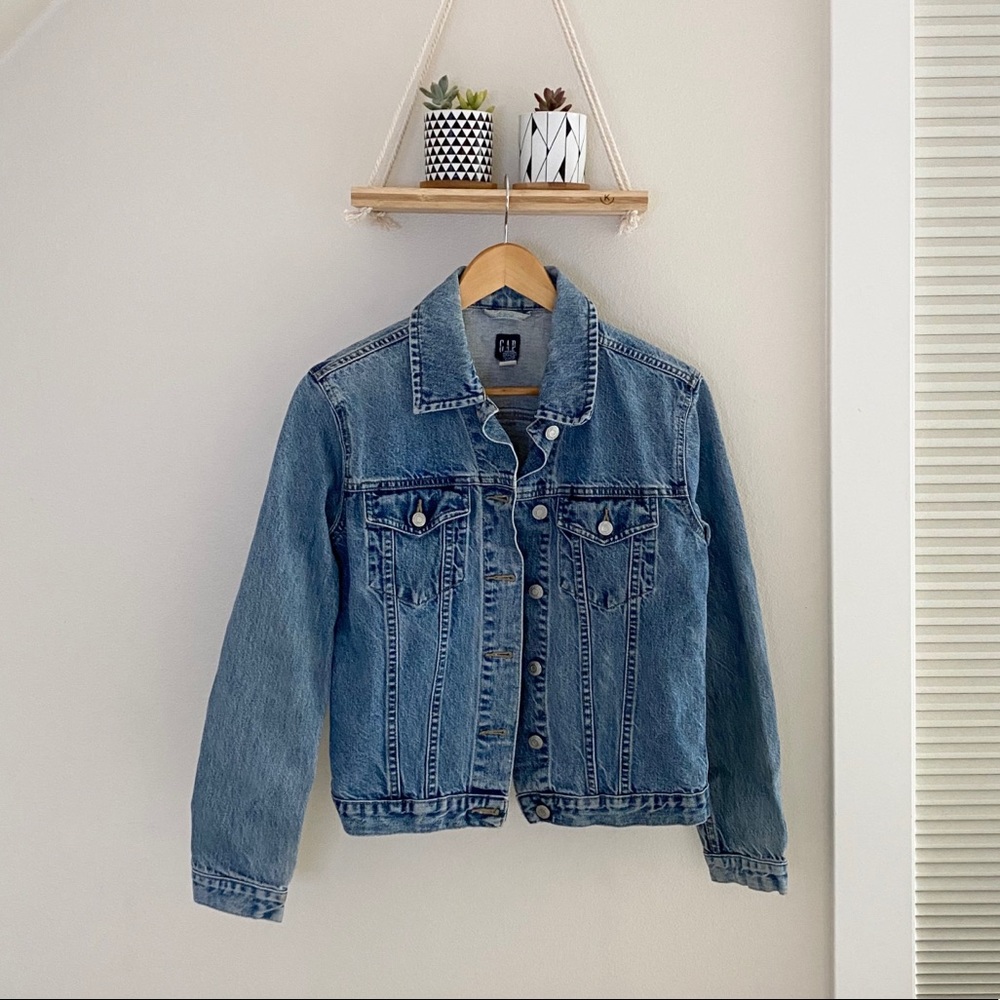 Vintage 90’s Denim Jean Jacket